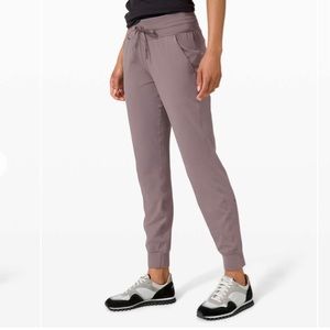 Lululemon Ready to Rulu Jogger
